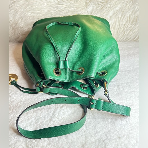 MK Bucket Bag - Picture 5 of 15